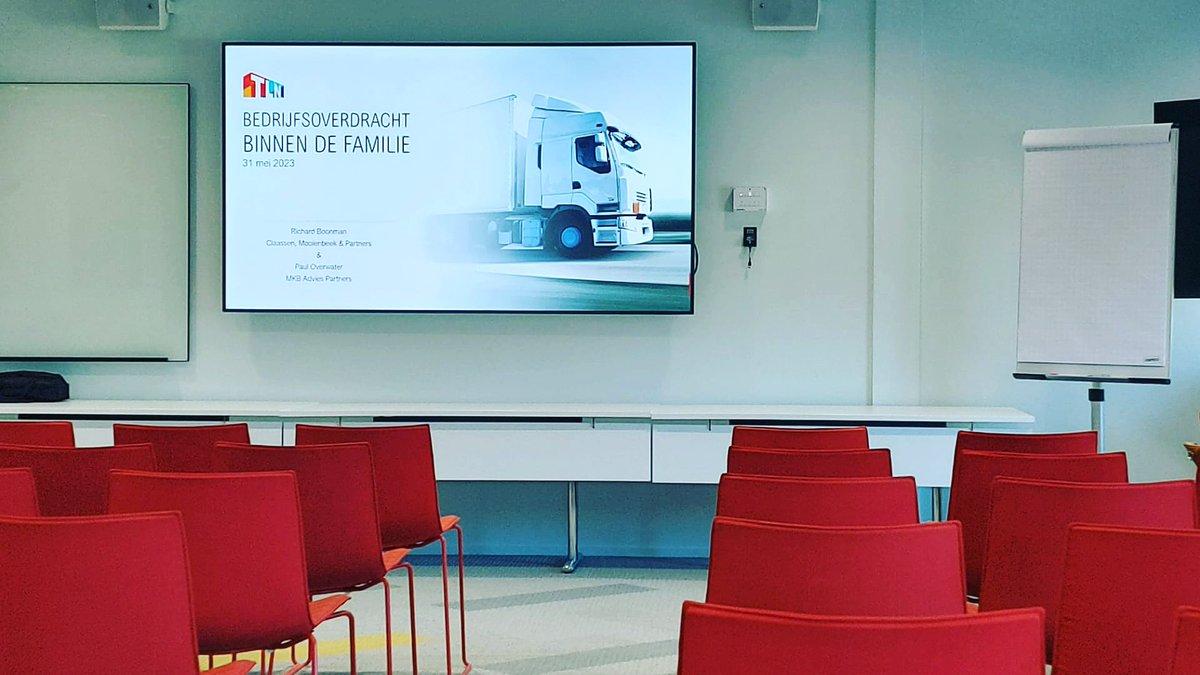 MKB_AP's tweet image. Bedrijfsoverdracht binnen de familie. Een proces waar veel bij komt kijken. 

Vanmiddag organiseren wij in samenwerking met @TLNnieuws een bijeenkomst waarin dit onderwerp centraal staat. 

#transportenlogistieknederland #tln #bedrijfsovername #bedrijfsopvolging #familiebedrijf