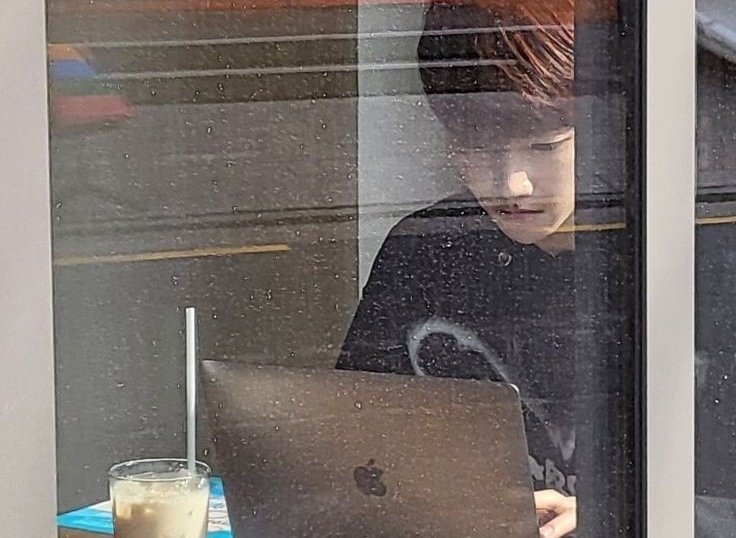 haoscae's tweet image. zhanghao x oc filo au
 
wherein matteo (zh) and lei are rivals. They hate each other and  they always compete in everything

but how long will they compete? how long will they be blinded by their grades? to the point they don't even know they're falling for each other