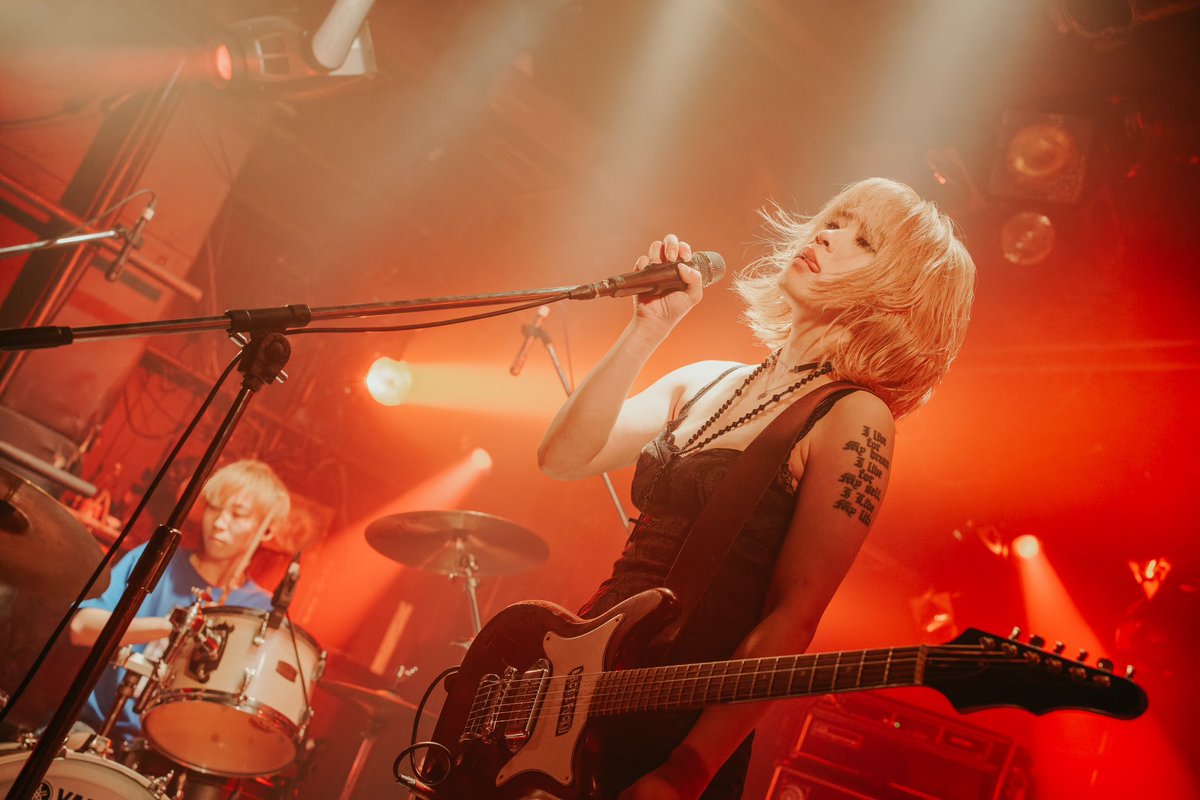 DOLLPARTSARISA's tweet image. 6月はライブが4本、その中でも6/18の主催ライブと
7月の2daysワンマンは絶対みんなに来てほしい！　
この数年で色んな経験をした、ノンストップで動いてきた私達をぜひ見に来てください！

🔴DOLL PARTS Live情報↓
dollparts.tokyo/pages/5862154/…

#DOLLPARTS