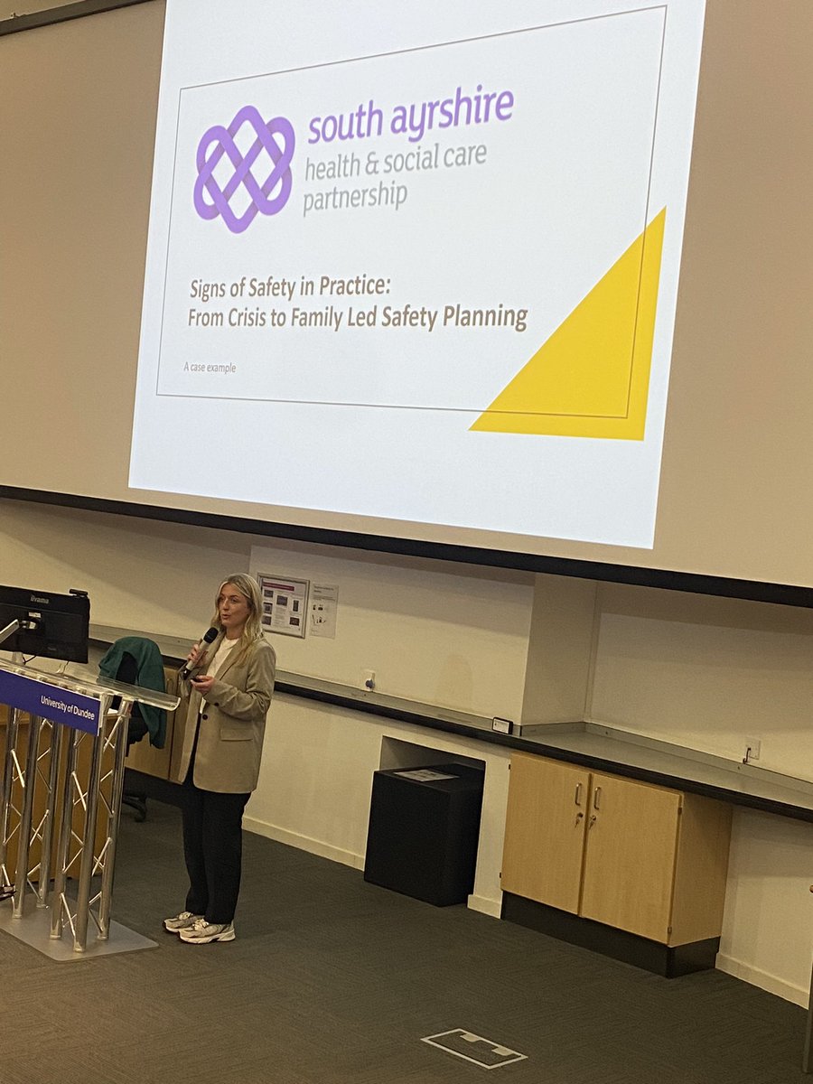 jax_hamilton's tweet photo. @sahscp #PrideInSWPractice @Minglis71 @GaryJHoey Robyn doing a great job showcasing her brilliant work using Signs Of Safety Approach to help keep a family together #familytogether #socialworkvalues https://t.co/hN0bnPcGns