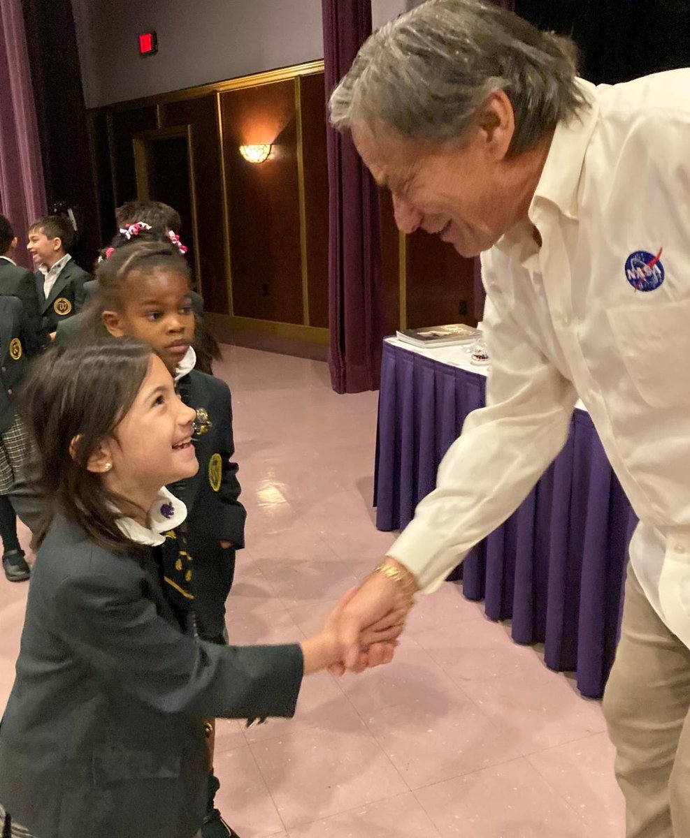 westminster_va's tweet photo. We welcomed, Mr. Alan Ladwig, a representative from @NASA , for an in-house presentation to the kindergarten through second-grade students highlighting past and future space missions, earth science, and the importance of protecting the earth 🌏🚀
#westminsterschoolva #wsgriffins https://t.co/ipFwsCZVBT