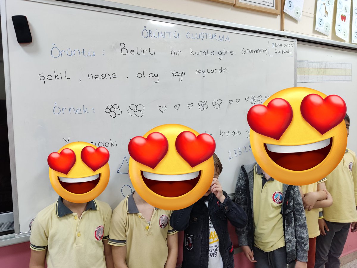 Örüntümüz kendimiz 😂
1 Emir 1 Adem 1 Ahmet 1 Emir 1 Adem 1 Ahmet 🤭🤭