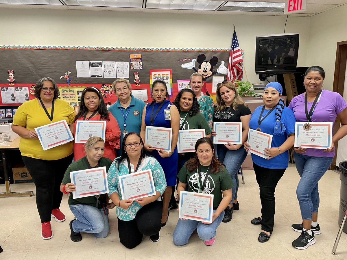 Thank you to our AMAZING Volunteers who go above and beyond for our school! 💚💛 <a href="/MDCPS/">Miami-Dade Schools</a> <a href="/MDCPSCentral/">Central Region</a> <a href="/MjLewis13/">Michael A. Lewis, Ed.D.</a> <a href="/MDCPSTitleI/">MDCPS Division of Student & Family Support Pgrms.</a> <a href="/MariTereMDCPS/">Mari Tere Rojas🍎</a> <a href="/SuptDotres/">Jose L. Dotres, Ed.D.</a>