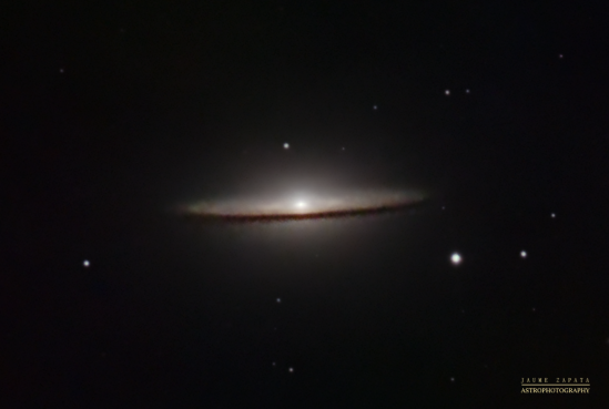 jaume_zapata's tweet photo. The Sombrero Galaxy (M104), from Sabadell (Barcelona, ​​Bortle-7)

#Astrophotography 

#cielosESA https://t.co/heYkh9vTNl