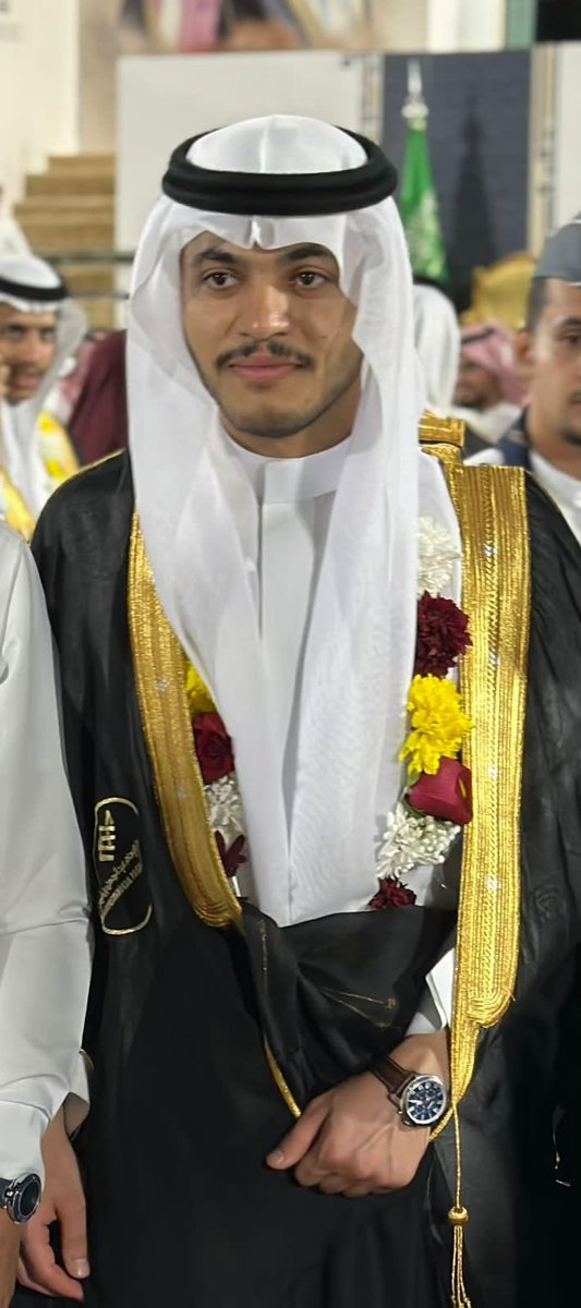 IAUdent's tweet photo. نبارك للدكتور عبدالله الهاشم تخرجه من كلية #طب_الأسنان بـ #جامعة_الإمام_عبدالرحمن_بن_فيصل 

#16th_IAUdent_Male_Dentists
#IAUdent_16_Graduates
#IAUdent_Alumni
#IAUdent_second_Postgraduate https://t.co/TyXqqTlaOC