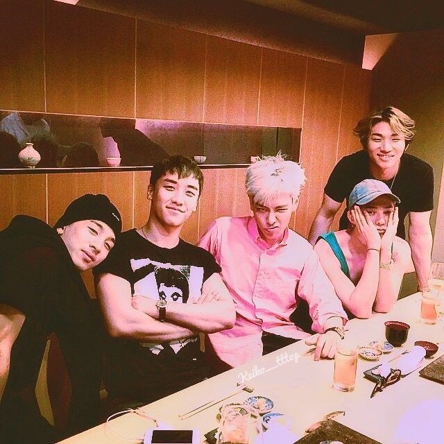 yumblackjack's tweet photo. The men I'm growing up with, the men who provide music that I'm still listening to, the men that I love since I was just a kid until now. I will always love you guys. I will always support you in any path you choose. Let's meet again in the Flower Road, someday, BIGBANG ♥️ https://t.co/XpLSrx80uS