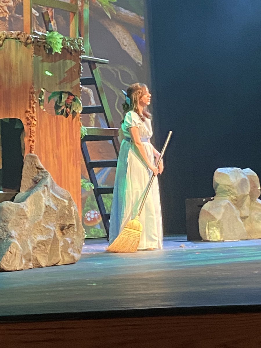 littleponeyexp1's tweet image. Mother-Daughter night out! #PeterPanJr  #CovingtonGa #ArtsAssociation