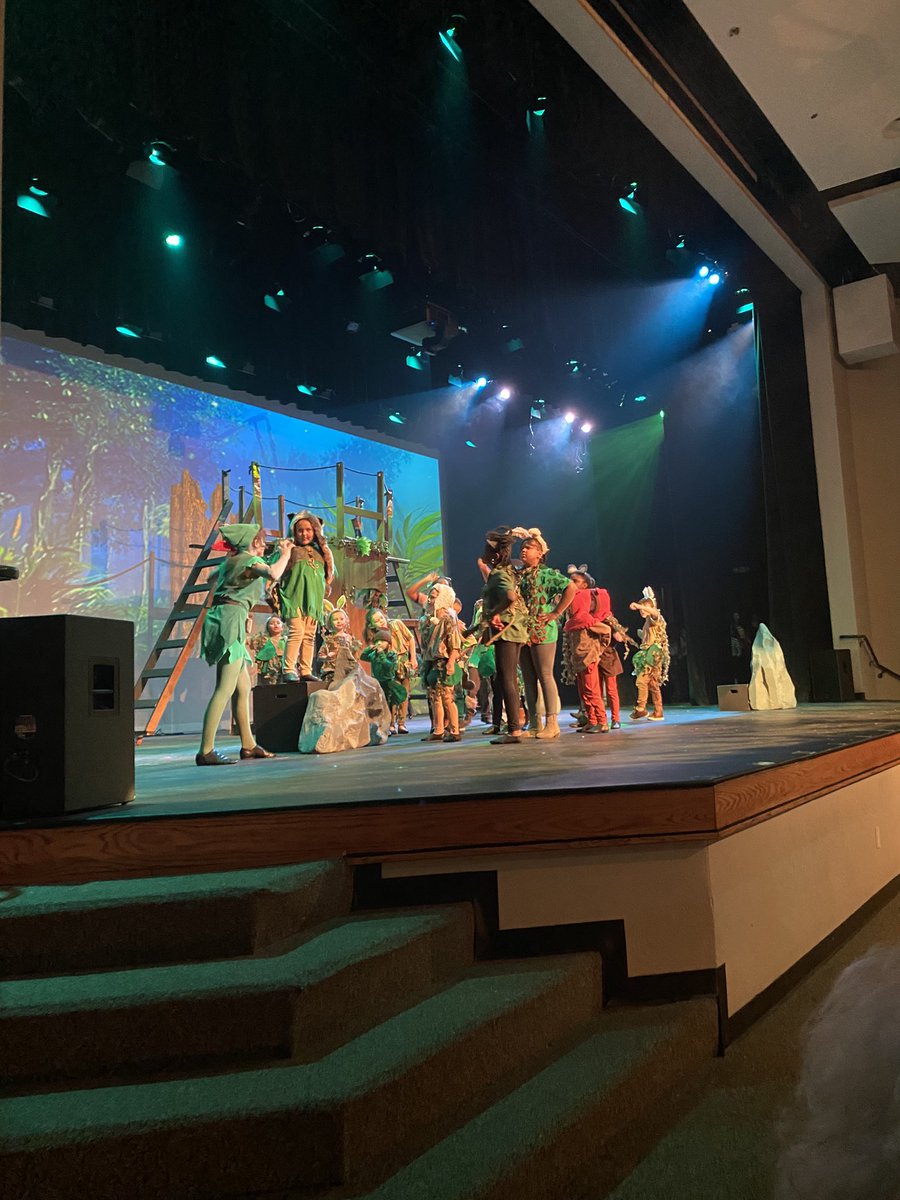 littleponeyexp1's tweet image. Mother-Daughter night out! #PeterPanJr  #CovingtonGa #ArtsAssociation