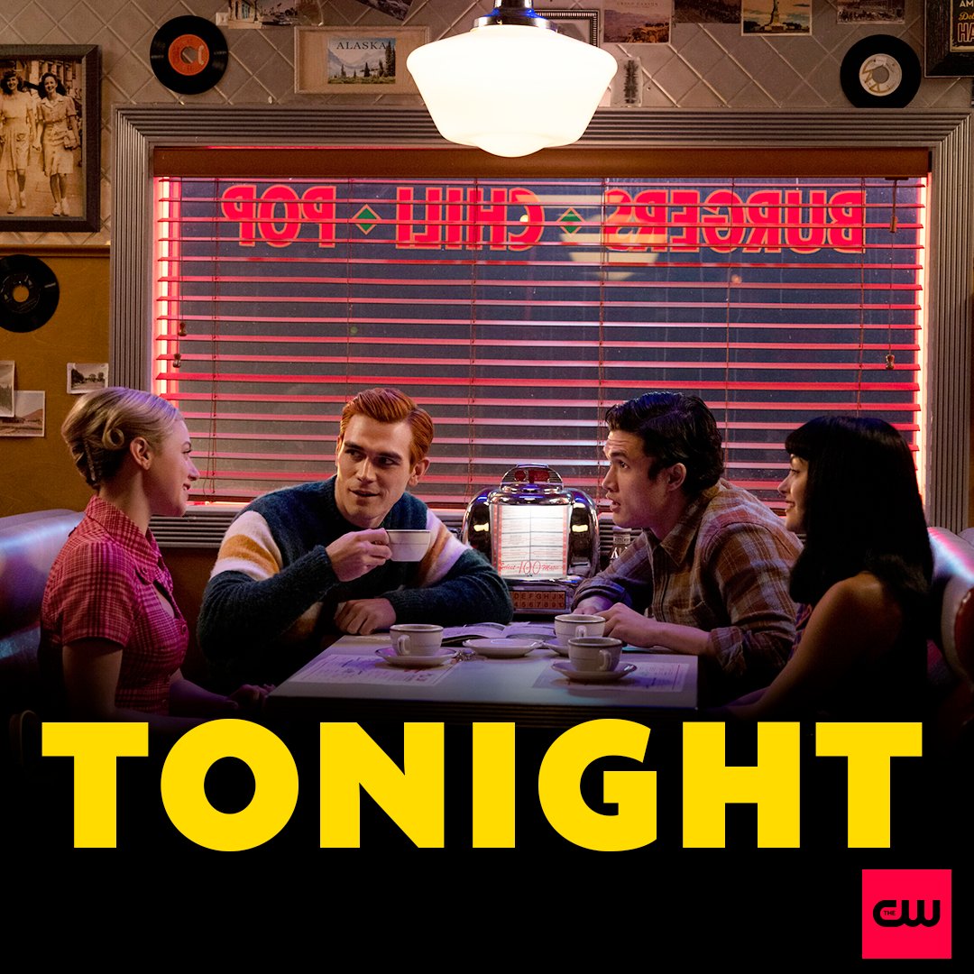 No better place to double date than Pop's 🍔 🥤A new episode of #Riverdale airs TONIGHT at 9/8c! #NowLeavingRiverdale