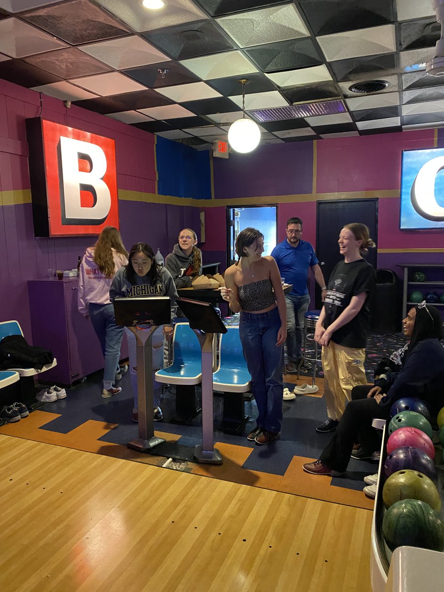 Semester in Detroit tweet media