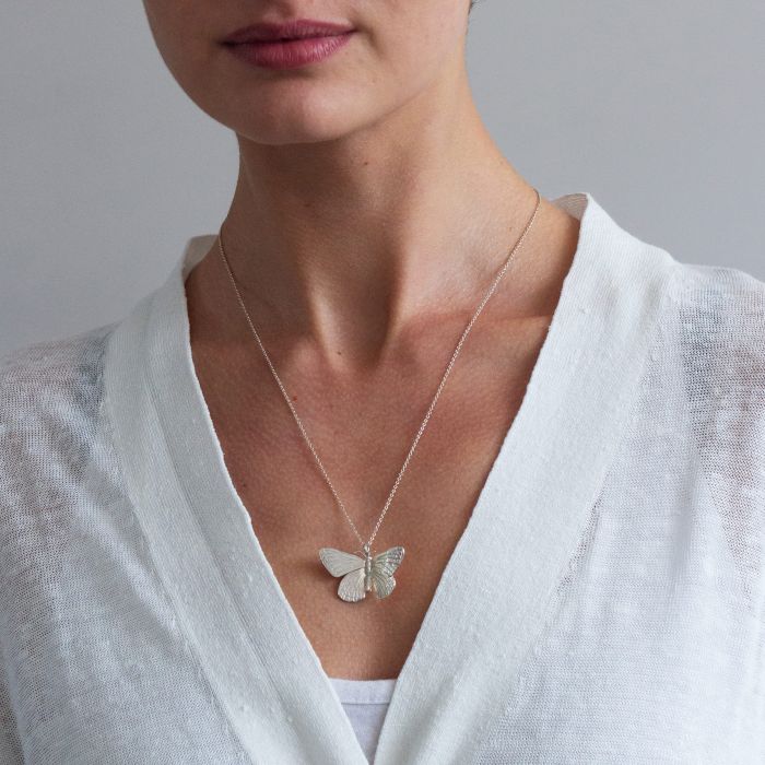 We are thrilled to welcome the jewellery of Alex Monroe!
mailchi.mp/6effb4ac3467/n…