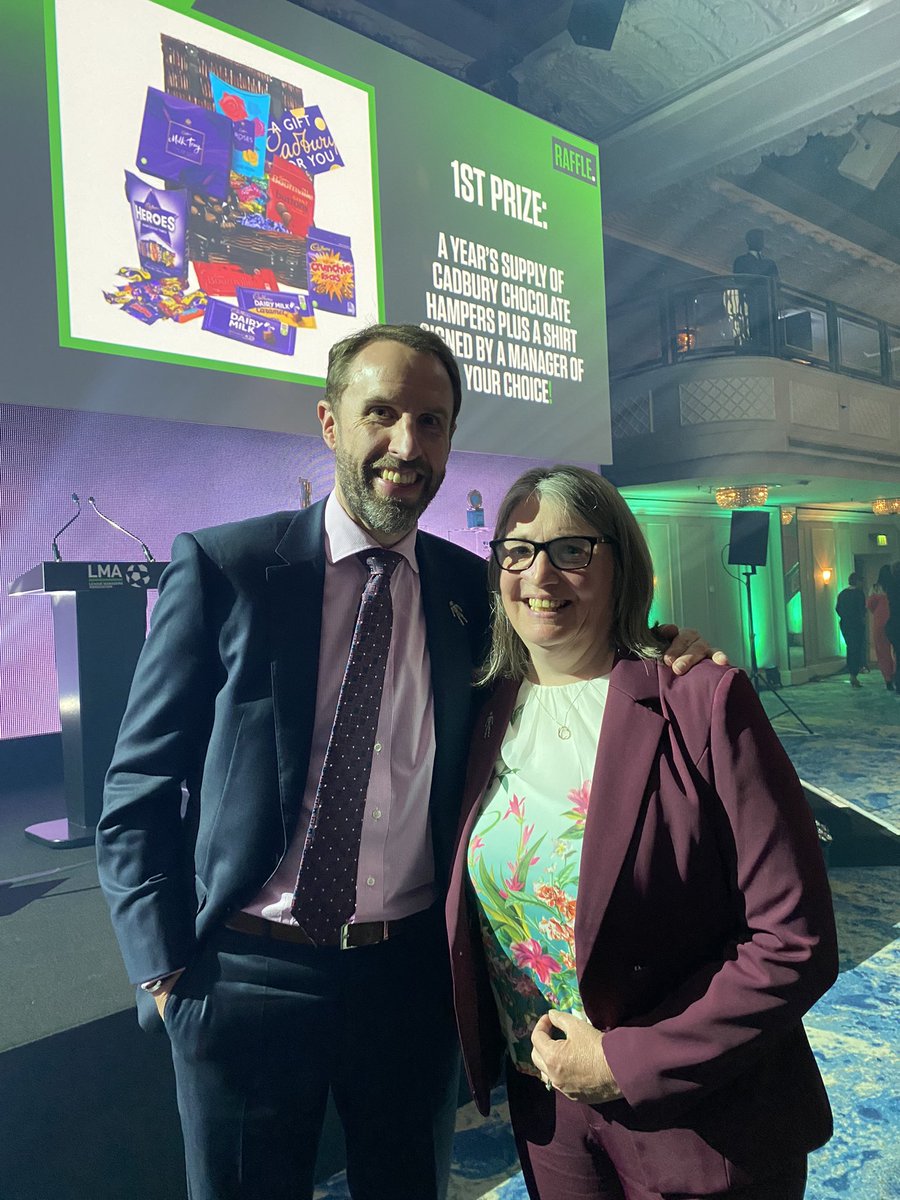 It was great to meet England coach, Gareth Southgate, at last night’s LMA End of Season Awards.

Big thanks to Gareth and <a href="/LMA_Managers/">LMA</a>  for their amazing support this season.
