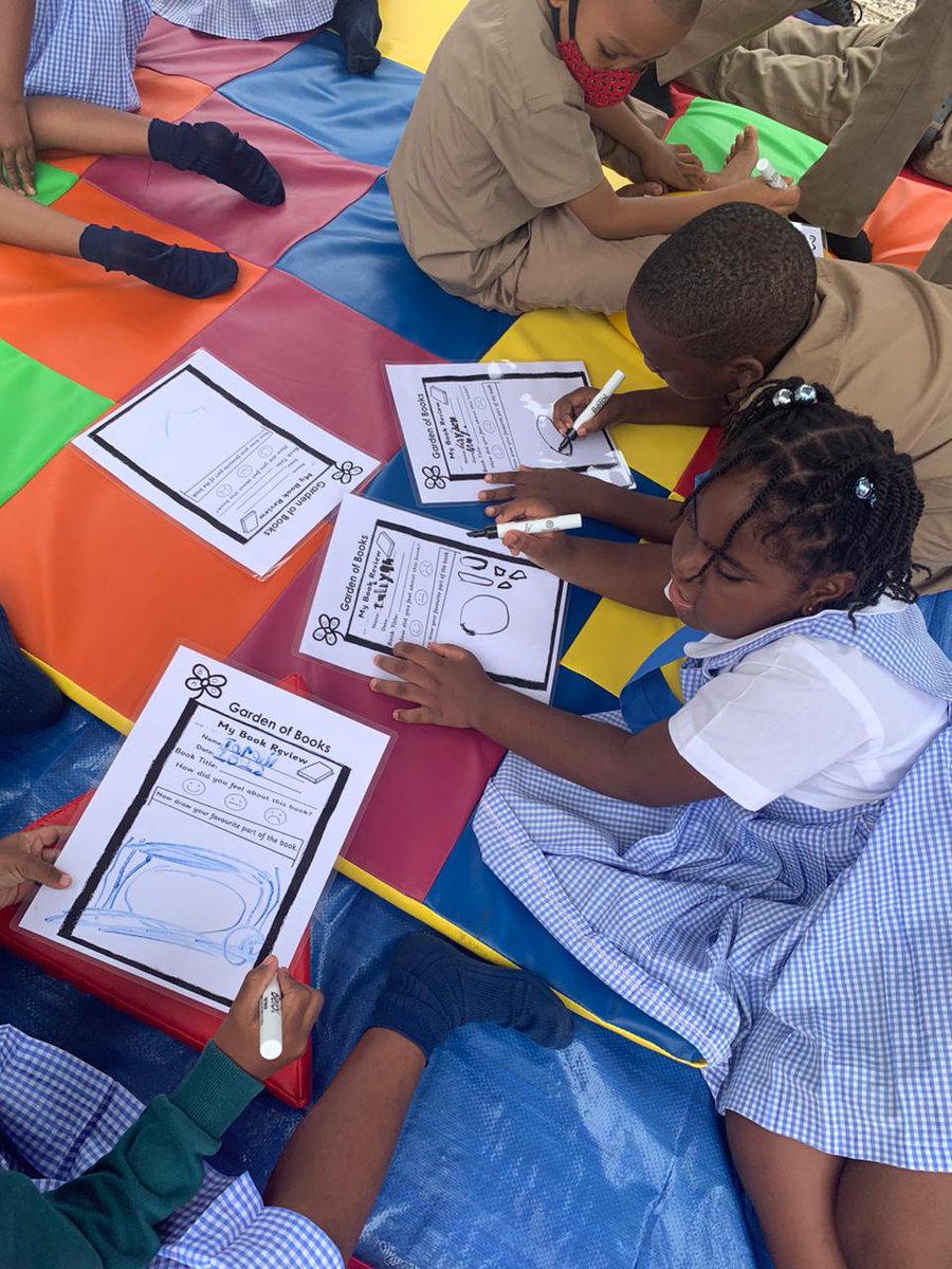 BeeAronson's tweet photo. We are in the Garden of Books with our little ones today. #12StandardsMatter                      #ReadingMatters @ECCJA https://t.co/aYPxdQy5HM