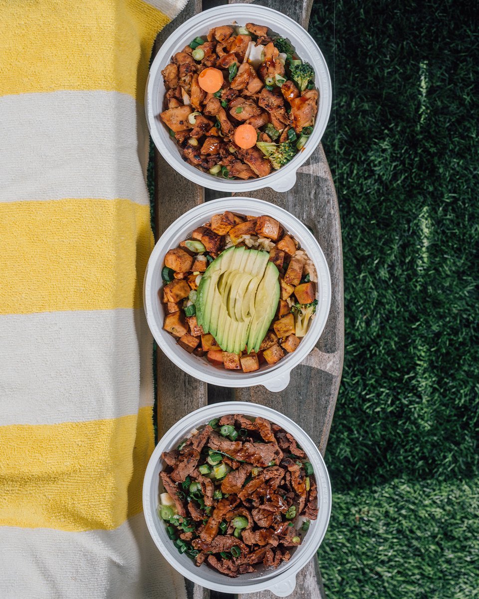 When you can’t decide on your favorite protein…Get all three (and don’t forget the in-season Fresh California Avocados)!

<a href="/CA_Avocado/">California Avocados</a>
#fuelyourflame #naechicken #tofu #angusbeef #FreshCaliforniaAvocados