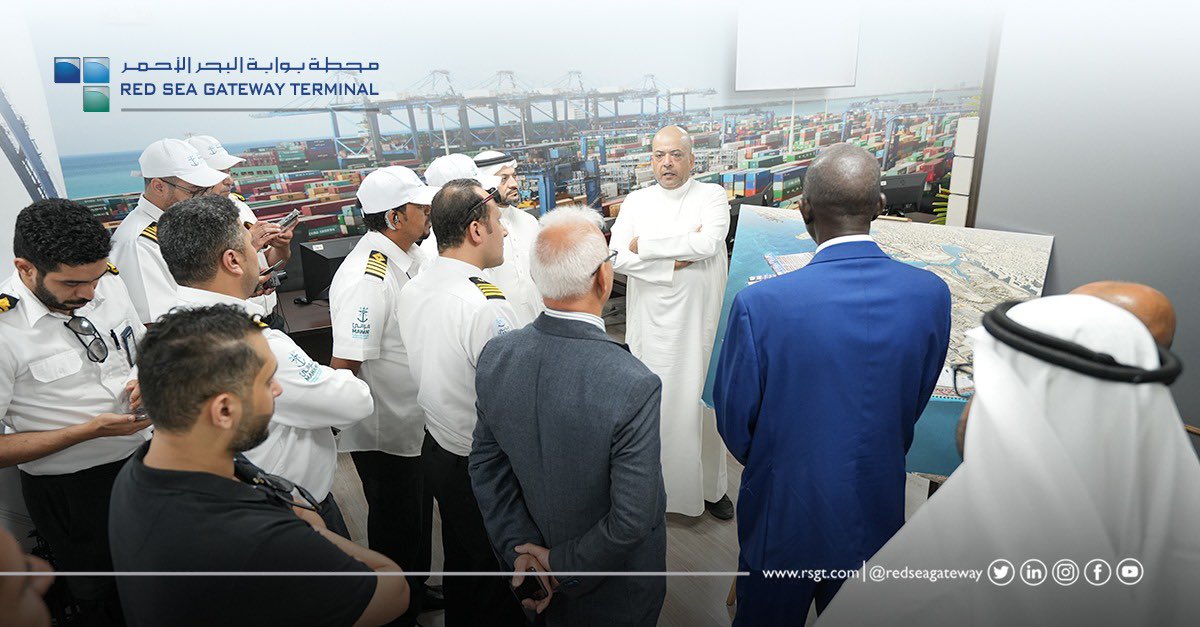redseagateway's tweet photo. Hosting the International Maritime Organization (IMO) at Jeddah Islamic Port was a great experience! We showcased our advanced facilities, including the Control Room and Simulation Room, showcasing our dedication to safety, innovation, and efficiency. #maritime #innovation https://t.co/Oye8PVsVB0
