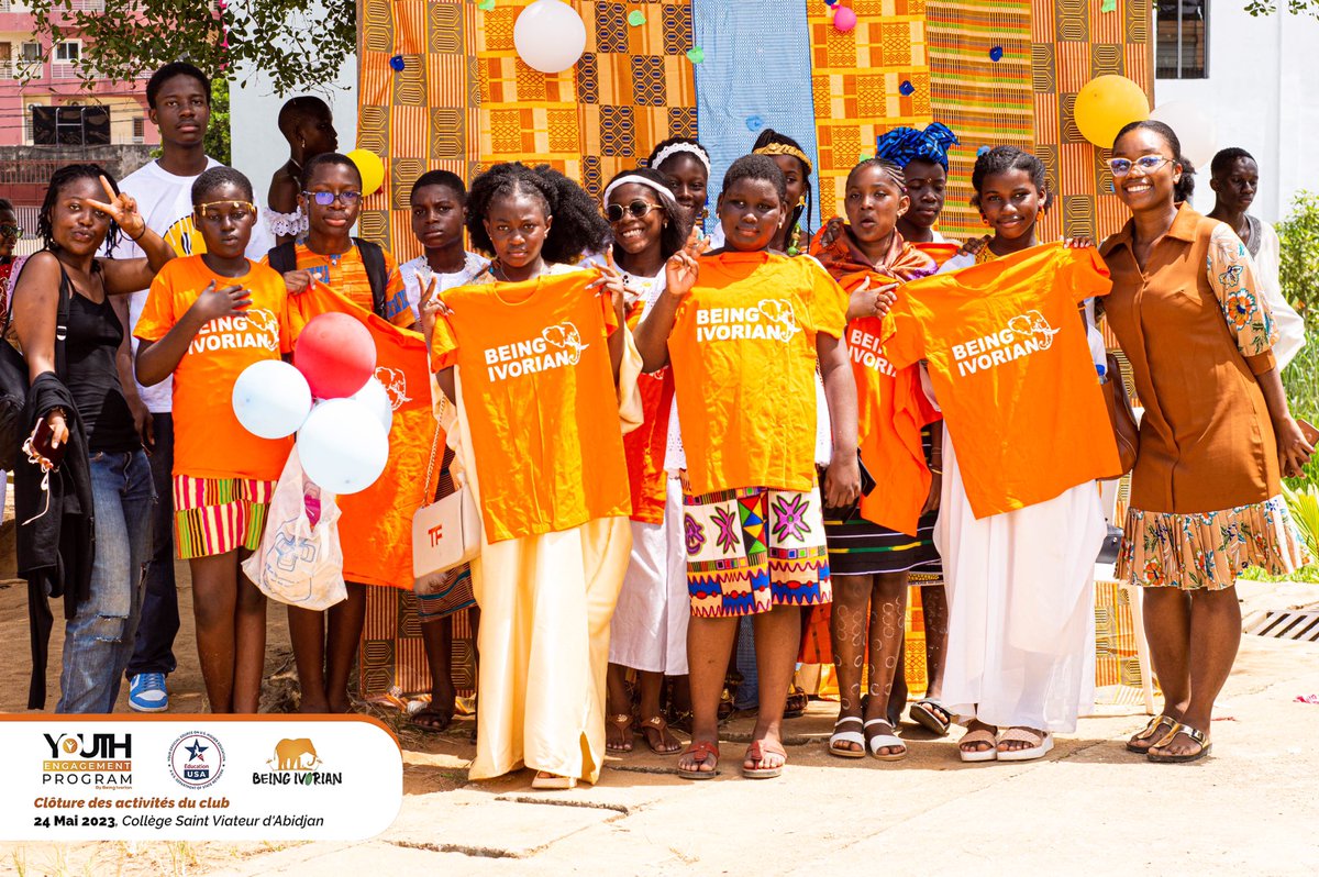 BeingIvorian's tweet photo. Nous sommes ravis d’avoir bouclé le  ‘’Youth Engagement Program’’ au Collège Saint Viateur. 
Grateful to all the team and to Educationusa Abidjan for trusting this project. 🙏

#beingivorian #YEP #educationusa https://t.co/jR7HEjoCHb