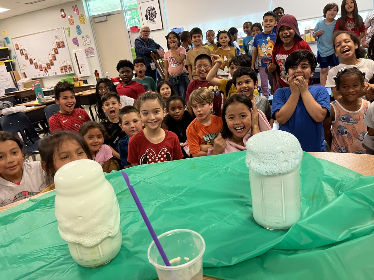 2ndGradeChronicles tweet media