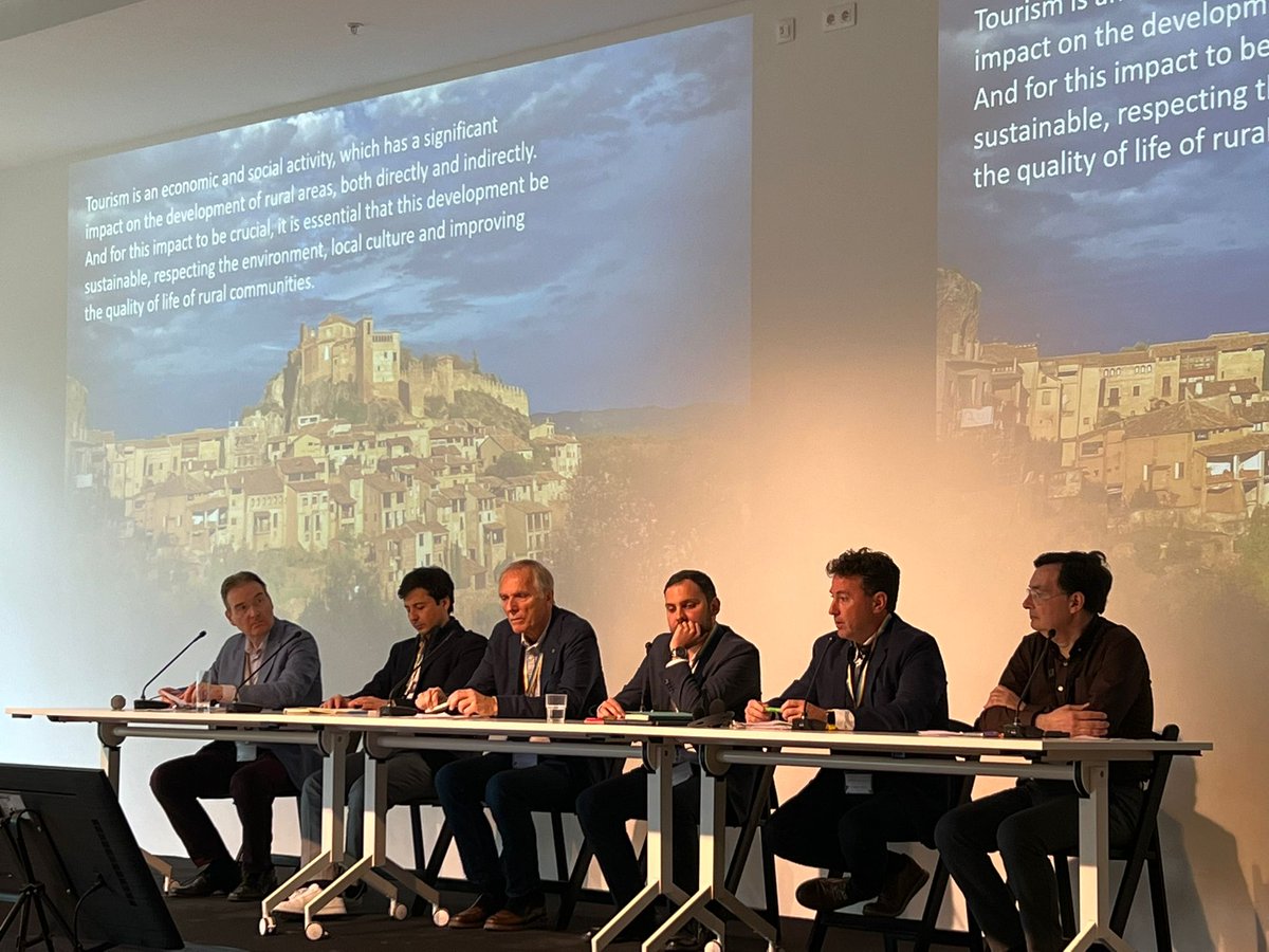 CIHEAM Zaragoza addressed the potential of #culturaltourism to stimulate growth in #rural areas at the @SmartCulTour Final Conference in Brussels. The Spanish Living Lab located in the province of Huesca presented their experience. Read all the details👇 iamz.ciheam.org/agendas/rural-…