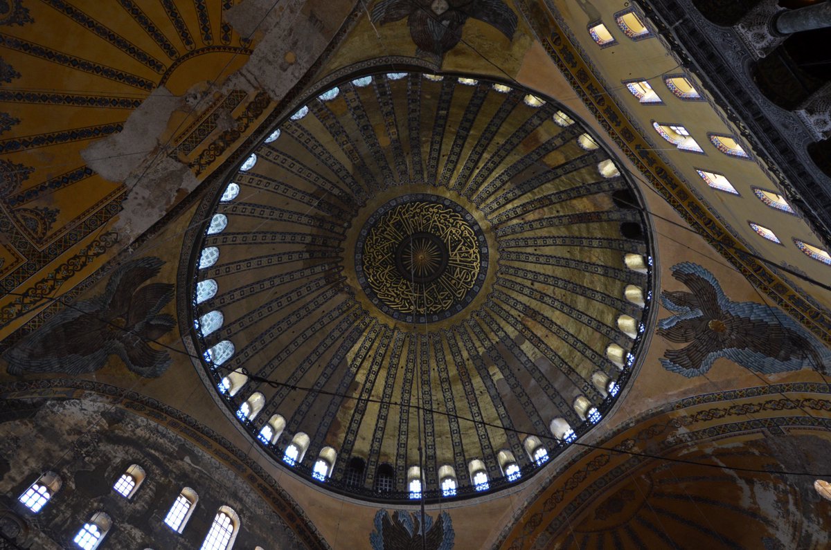 ByzantineLegacy's tweet photo. Dome of Hagia Sopia 

Photos taken today https://t.co/OPcxY8gK1S