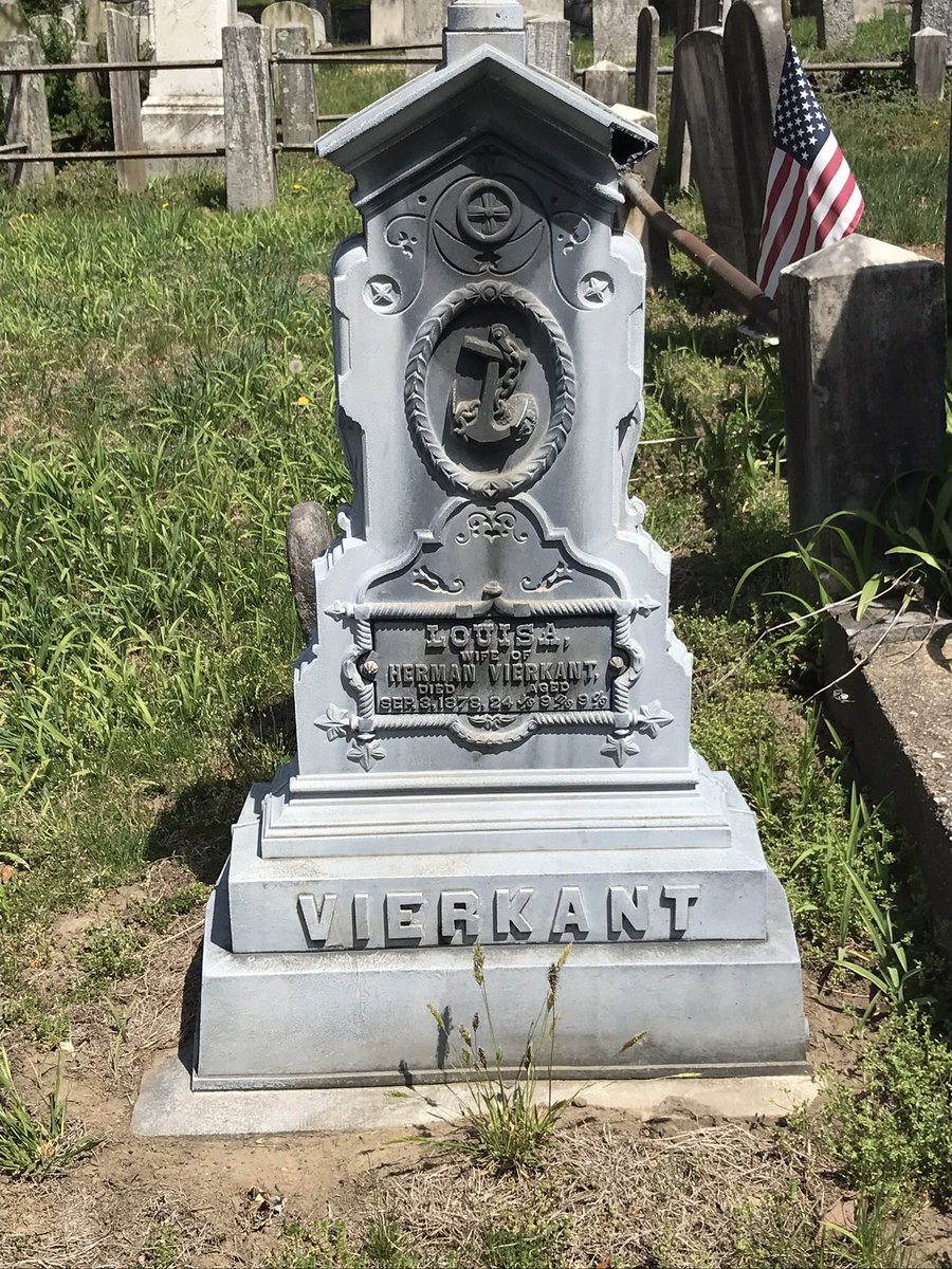 fortuneftg's tweet photo. Louisa Vierkant, wife of Herman Vierkant. Died September 3, 1878 at 24 years old. The Vierkant name meaning is pioneer, helper, inventiveness. There’s a large Dutch community interned at Sleepy Hollow. #sleepyhollowcemetery #sleepyhollow #taphophile #cemetery https://t.co/ZWW69dGW7G