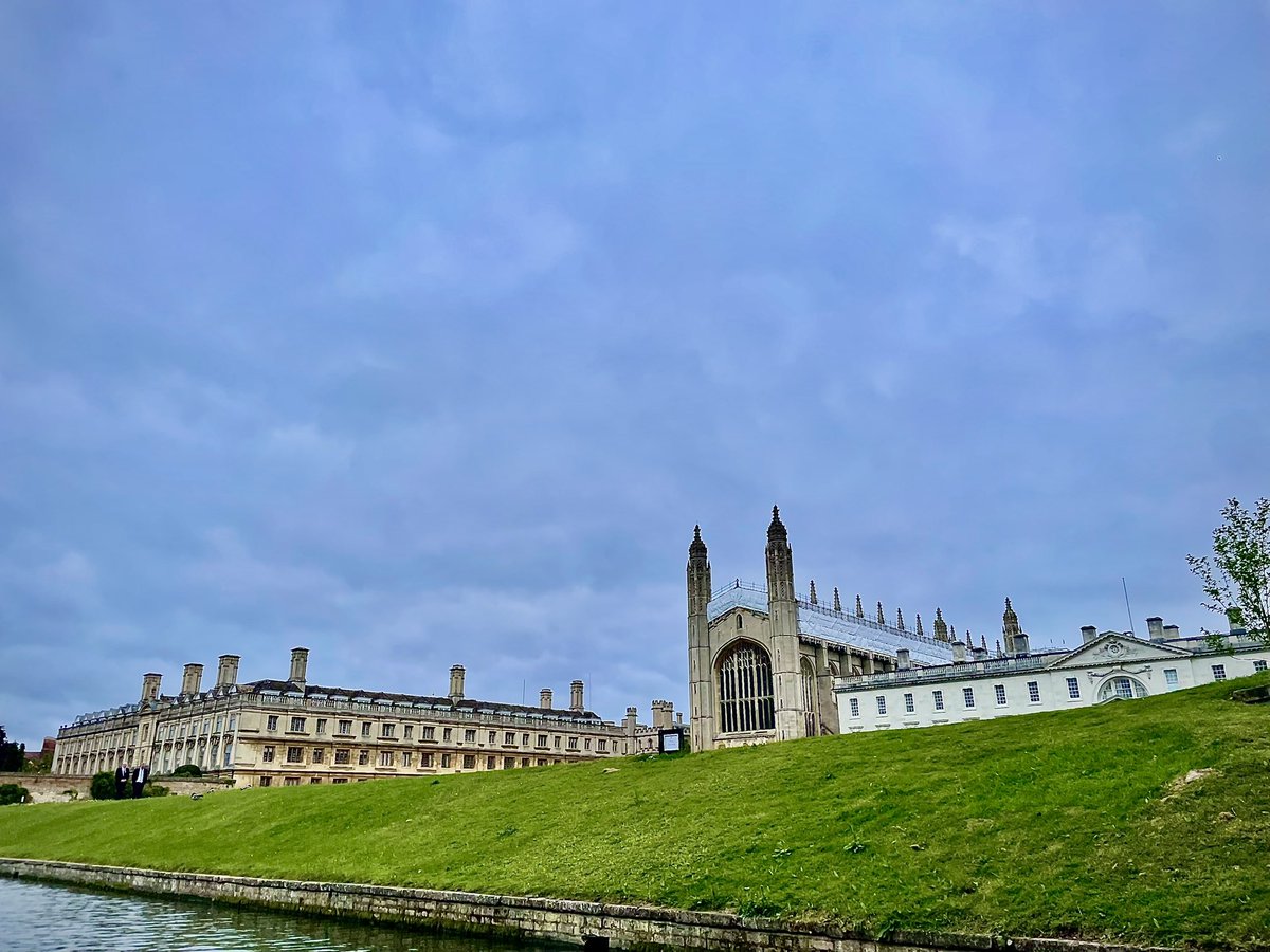 bodypoliticsERC's tweet image. Where will you find us this week?

In Cambridge 🏛️ 

We’re having a blast at our project #WritingRetreat and enjoying our time at @clarehall_cam 🖋️

It’s a productive, creative but most importantly a fun team-building week for the project! 

#BodyPoliticsERC @Cambridge_Uni