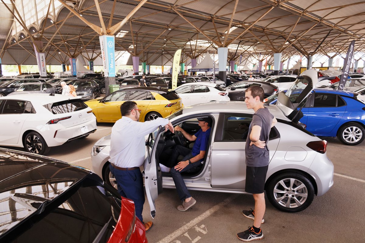 ¡Lleno absoluto! 💥 ¡Más de una veintena de empresas expositoras han confirmado su presencia en 𝗠𝗼𝘁𝗼𝗿𝗼𝗰𝗮𝘀𝗶𝗼́𝗻 𝗖𝗮𝘀𝘁𝗲𝗹𝗹𝗼́𝗻 𝟮𝟬𝟮𝟯! ¡Todo ello en 1.400 metros de superficie expositiva!

➡️ Pincha aquí sge.st/t9JEU55 y consulta los concesionarios. 🚗