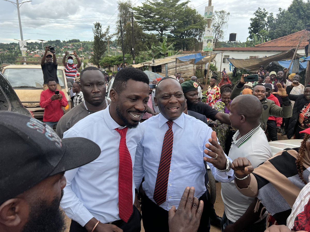 MathiasMpuuga's tweet photo. Just taken President @HEBobiwine on a tour of Masaka City. Unlike some man who was here last week with hired support, this is organic https://t.co/H61Dn1ll6F