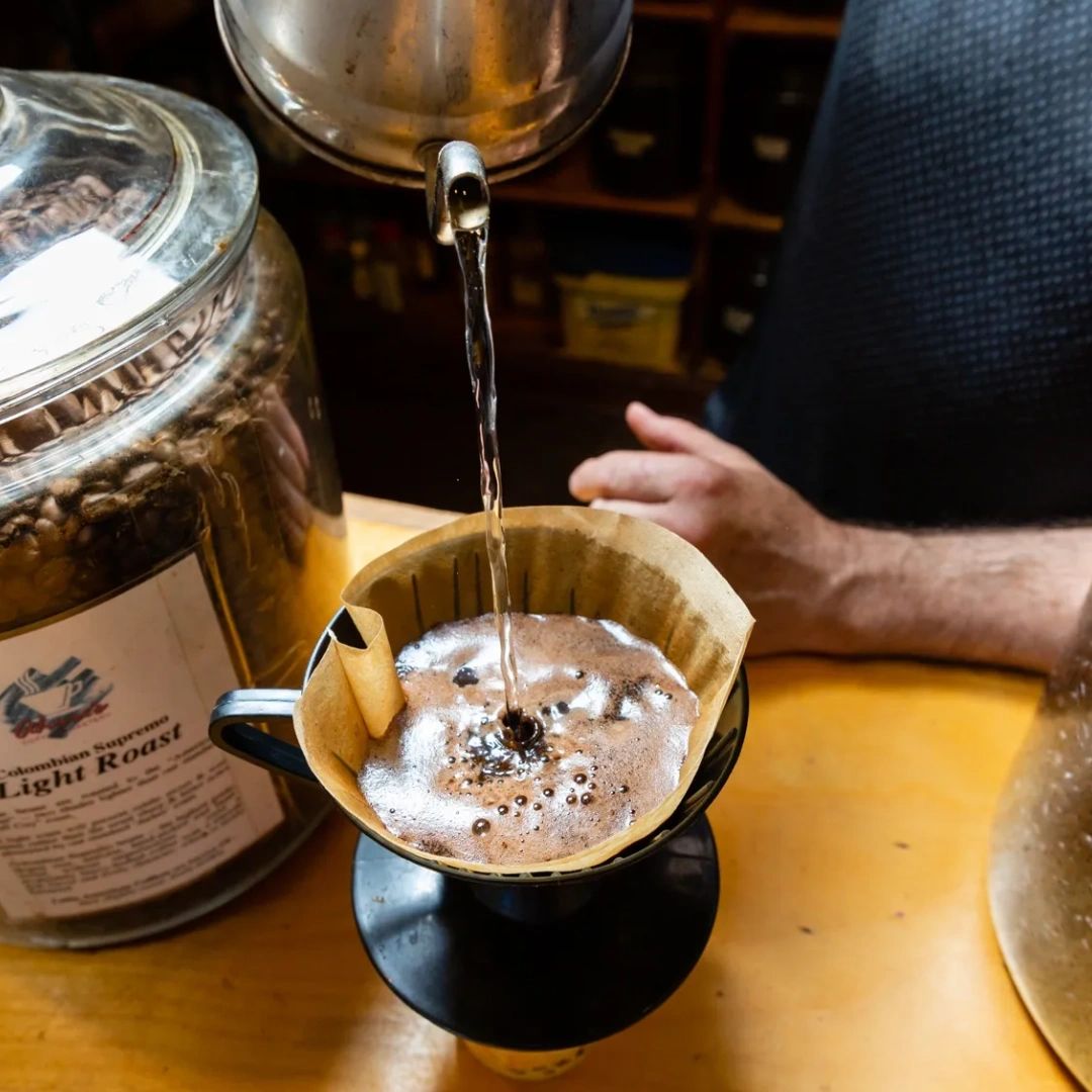 Start your day with a steamy cup of liquid motivation and let the aroma guide you to caffeinated bliss! #AhrresCoffeeRoastery 

ahrre.com