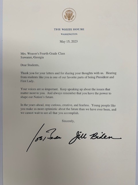 Star families, we hope you are enjoying the start to your summer. Earlier this year while Mrs. Weaver's class was studying government, they wrote a letter to the White House in Washington D.C. A day after school ended, they received a reply back from the POTUS.✨😀