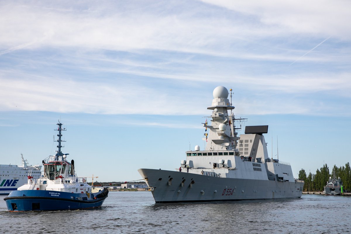 WarshipCam's tweet photo. Italian Navy Orizzonte-class air defence destroyer ITS Caio Duilio (D 554) coming into Świnoujście, Poland - May 31, 2023 #itscaioduilio #d554

SRC: TW-@MarWojRP https://t.co/2RzXbf5Tlx