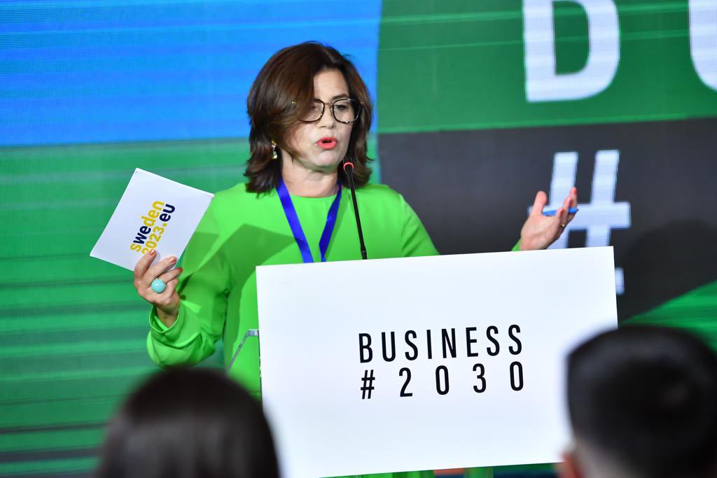 MonicaMerino_D's tweet photo. An excellent line up of speakers  &amp;thought-provoking discussions at #Biz2030Albania. 
A variety of innovative &amp;sustainable business practices shared by leading #Swedish&amp;Albanian companies &amp;business leaders. 
Embracing sustainability is no longer an option, it's an imperative! https://t.co/uZnNGeHreE