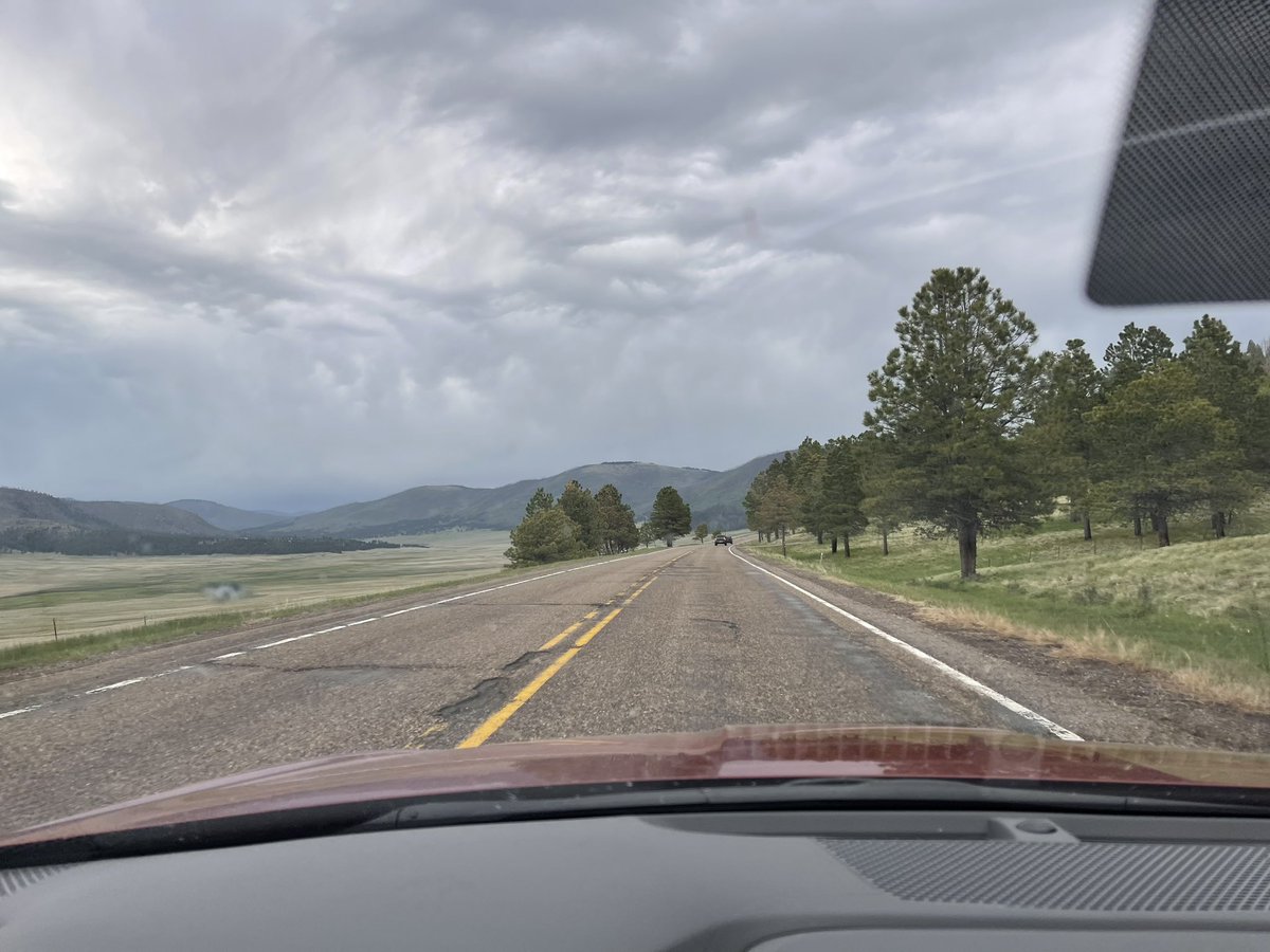 Doomsday3m's tweet photo. #GoodMorning #MorningCommute leaving the #VallesCalderas with some #ReoSpeedwagon #RollWithTheChanges #Rockn #Classic #NMtrue #hagd https://t.co/c0y5ahL55O