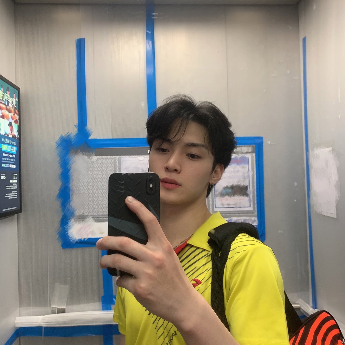 OmegaX_members's tweet photo. [#OX]

오 배 완 🏸

#OMEGA_X #오메가엑스
#한겸 #HANGYEOM https://t.co/MH4VQS4rfj