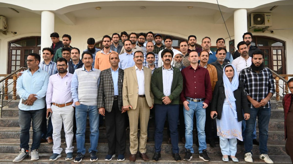 Farooq Ahmad (@farooqaganai) on Twitter photo In the path of accomplishing the targeted developmental schemes in close coordination & mentorship of D C Anantnag, engineers posted in the district welcomed the newly posted D. C Anantnag. #Teamwork
<a href="/OfficeOfLGJandK/">Office of LG J&K</a> <a href="/jal_mission/">Jal Shakti Department, J&K</a> <a href="/WorksDepartment/">Public Works Department, J&K</a> In the path of accomplishing the targeted developmental schemes in close coordination & mentorship of D C Anantnag, engineers posted in the district welcomed the newly posted D. C Anantnag. #Teamwork
<a href="/OfficeOfLGJandK/">Office of LG J&K</a> <a href="/jal_mission/">Jal Shakti Department, J&K</a> <a href="/WorksDepartment/">Public Works Department, J&K</a>