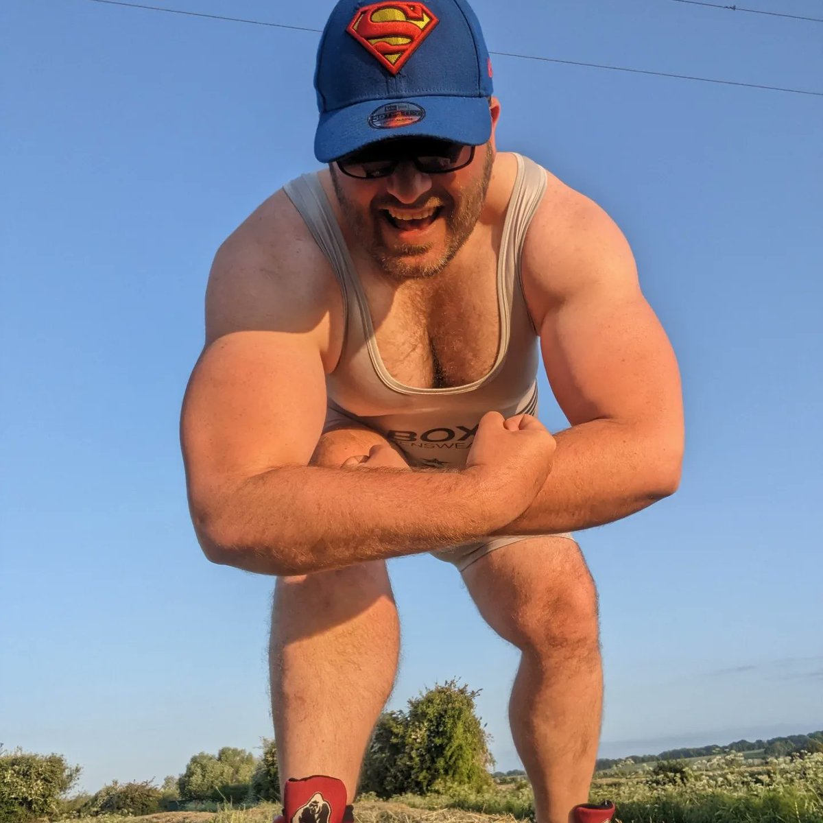 SuperMuscleMan's tweet photo. Off for a walk along the river tomorrow am. Anyone want to join me? #singletstud https://t.co/6m5LBFyMgc