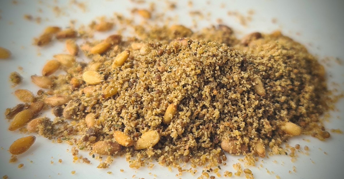 Thai Hot Curry Powder is back in stock! 🇹🇭🔥

Also, we have 2 new products: Dried Black Limes and the versatile Middle-Eastern spice blend Za'atar (pictured) 🙂👌

diabloseasonings.co.uk 

#smallbiz #supportlocal #foodie #foodies #spices #spiceblends #cooking #ingredients