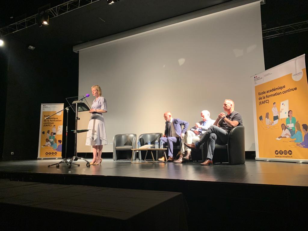 Académie de Versailles tweet media