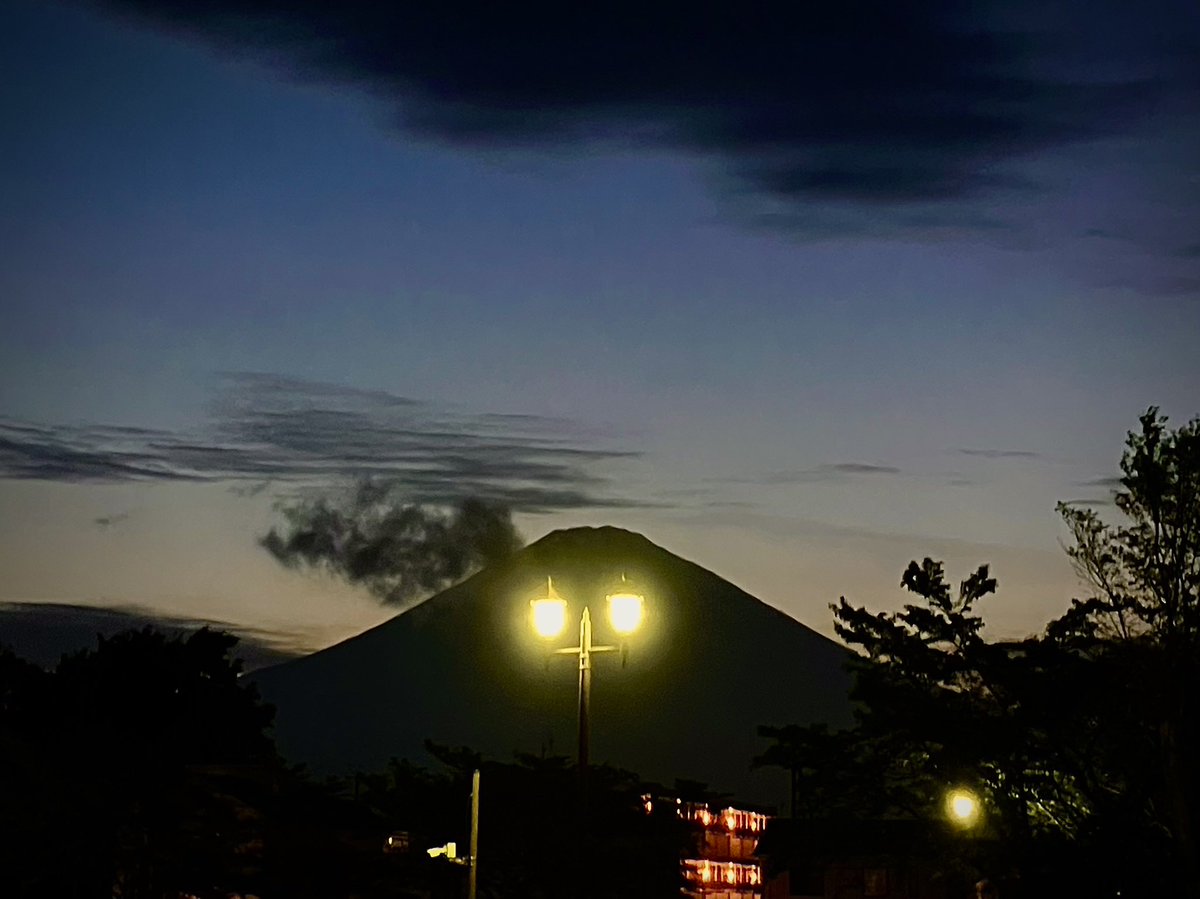 classic-mania tweet media