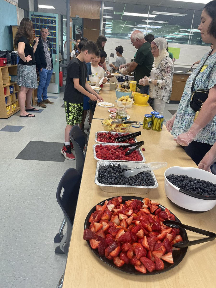 Part 3…AMAZING Michigan Breakfast this morning!! Thank you parents for your help, yummy donations, and pancake-flipping skills!! #livoniapride
