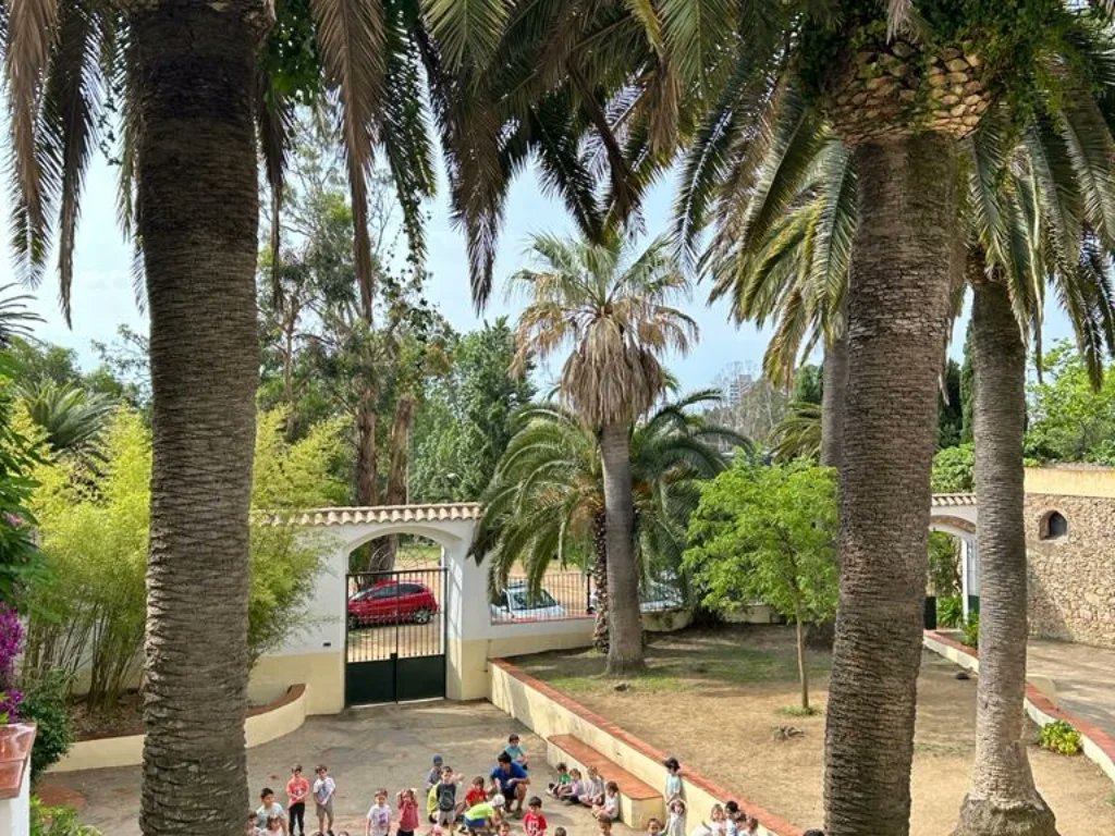 epiasabadell's tweet photo. CONVIVÈNCIES D'INFANTIL
Avui hem donat l'elixir a la Manuela, la petxina de Mas Gorgoll. Han estat dos dies de diversió i emocions, portem la motxilla plena d'experiències!!! Quan arribem us ho explicarem tot 😘.
#INFANTILPIASABADELL https://t.co/mbuBSF1PCh