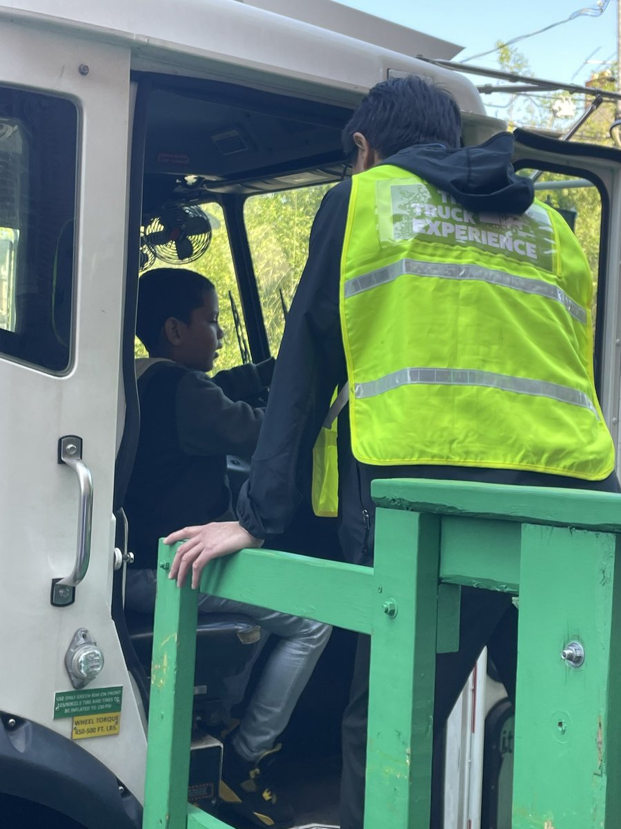 Nurture & Empower tweet media