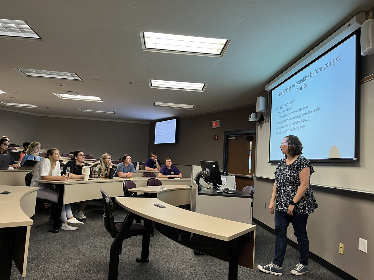 Dr <a href="/Hannan_Lab/">Dr Johanna Hannan</a> teaching our <a href="/BrodyDistinctly/">Distinctly Brody</a> SSRP and SLDT students about social media presence during the first day of summer distinction tracks <a href="/ECUBrodySOM/">ECU Brody School of Medicine</a>