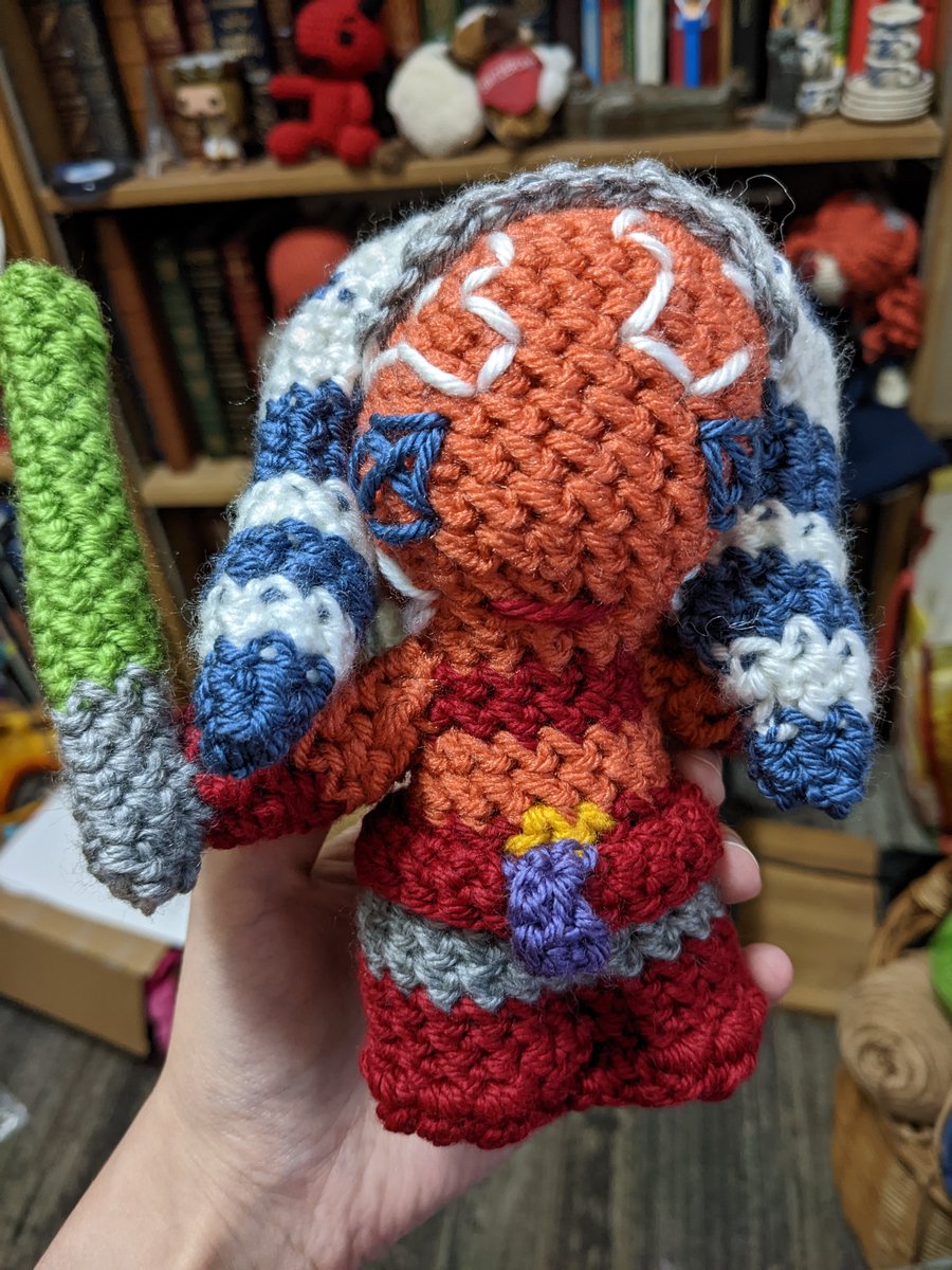 SquidsCraftLair's tweet photo. Ahsoka Tano, pattern by Lucy Collins.

#ahsoka #ahsokatano #jedipadawan #starwars #theclonewars #crochet #handmade https://t.co/ZbJzJ9DoCi