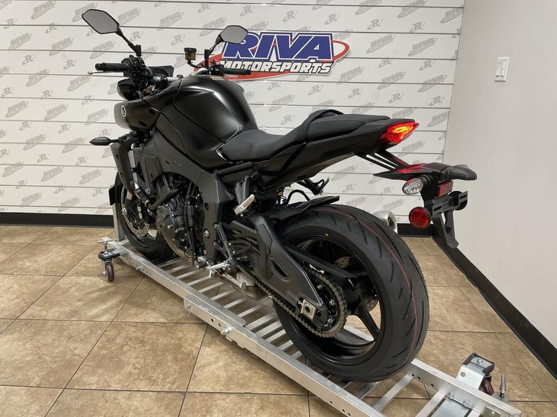 RIVAmotorsports's tweet photo. The 2023 #Yamaha #MT10 is the pinnacle of #MT #crossplane #torque! Its distinct styling and agile handling let you dominate the #Darkness. #998cc
Available at #RIVAmotorsports! Financing is available and trade-ins are welcome! https://t.co/fJmqJLiYoI