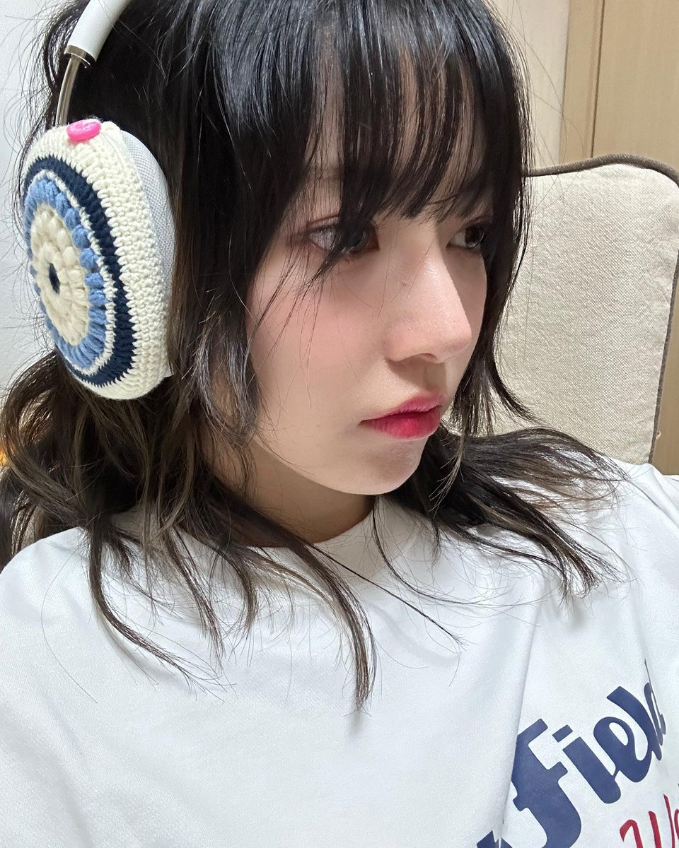 elsserafim's tweet photo. #SAKURA Instagram update https://t.co/IXVmgRXC2j
