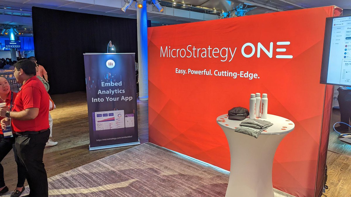 MicroStrategy's tweet image. Today's the day! See you all at #ProductCon NYC at the Metropolitan Pavilion.
We're set up and ready to meet you all; pop over to Booth #16 and let's chat #EmbeddedAnalytics 😎
#TheONEPlatform