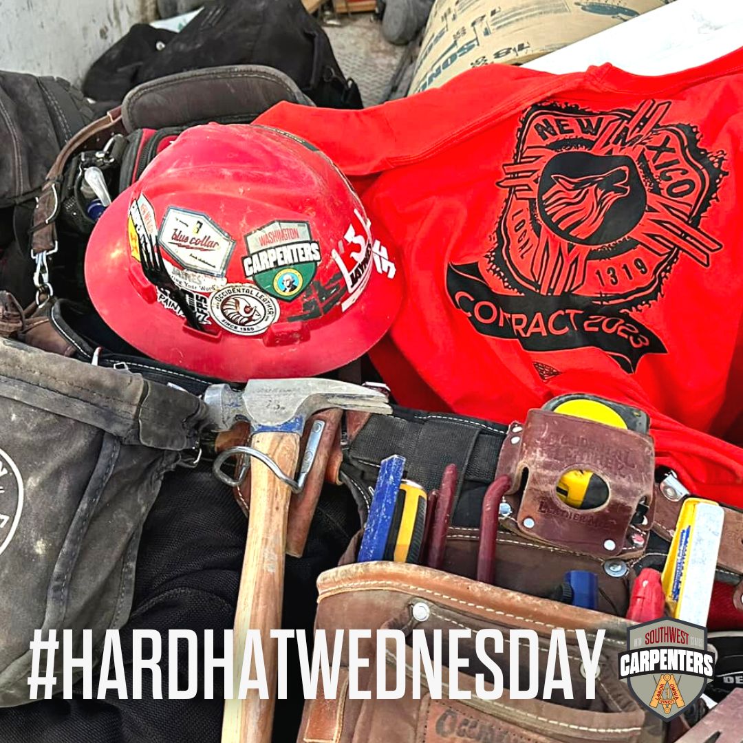 Happy #HardHatWednesday! Stay safe out there Carpenters 💪 📸 by #Local1319 Parker Boyes
#Local1319 #SWMSCarpenters #UnionCarpenters #JobsWagesBenefits #Brotherhood #UnionStrong #Carpenters #WeBuildAmerica #BorderToBorder #UnionProud