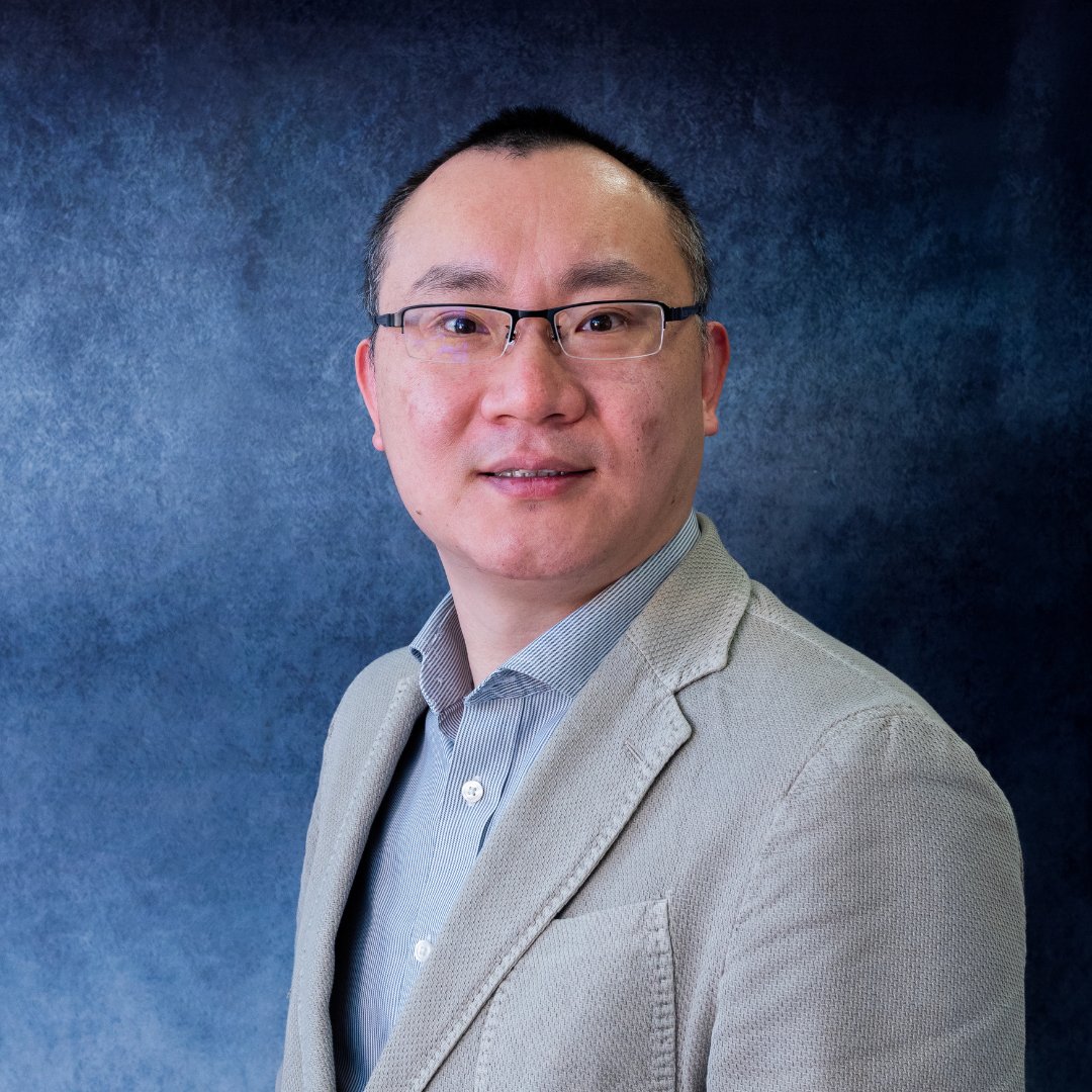 🎉 Congratulations to our Xinxue Liu on becoming an Associate Professor in Medical Statistics and Epidemiology! 🌟 

The entire Oxford Vaccine Group is bursting with pride!

More on Xinxue's work:
tinyurl.com/2p8hdrv4

<a href="/OxPaediatrics/">Department of Paediatrics</a> | <a href="/UniofOxford/">University of Oxford</a>