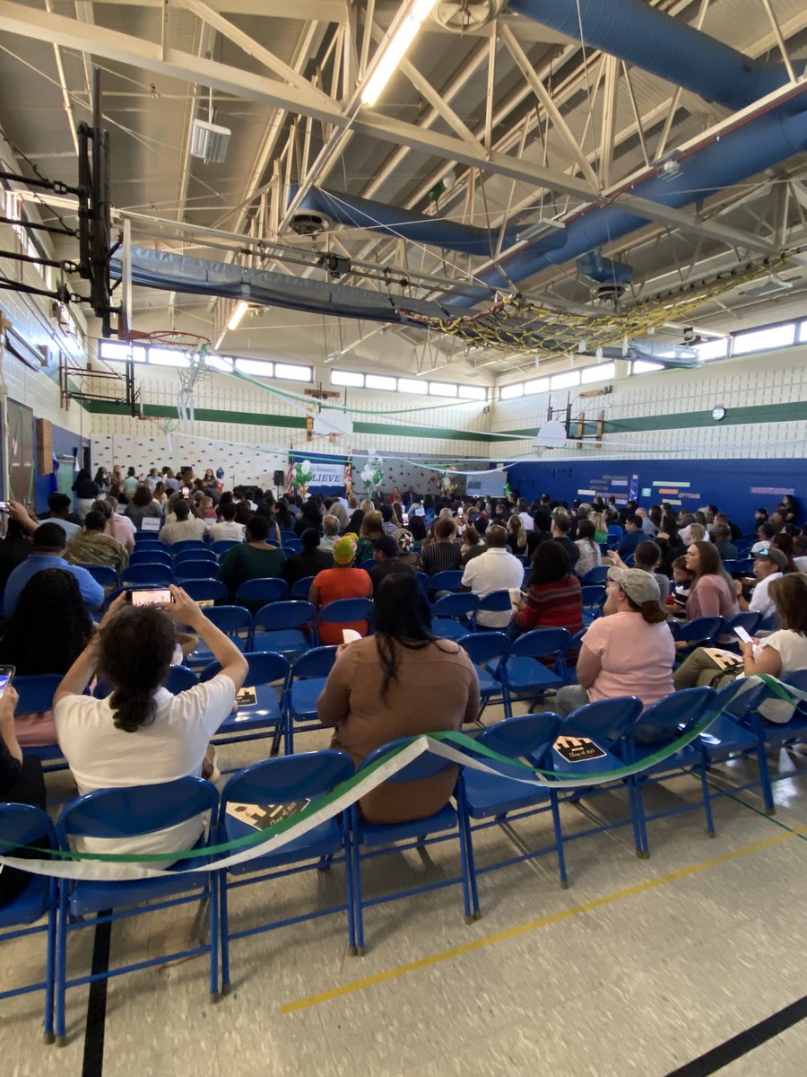 Emily Nauman tweet media