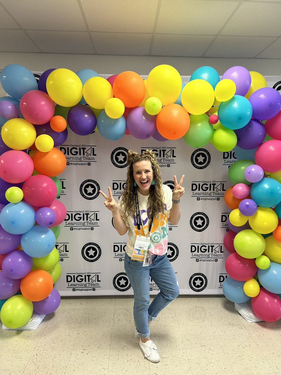 Leahlyn Clare tweet media